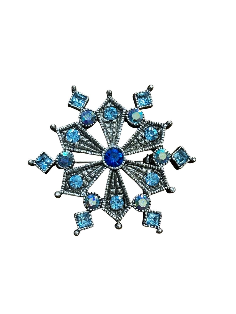 Vintage Y2K silver snowflake brooch blue rhinestones ornate pin no hallmarks